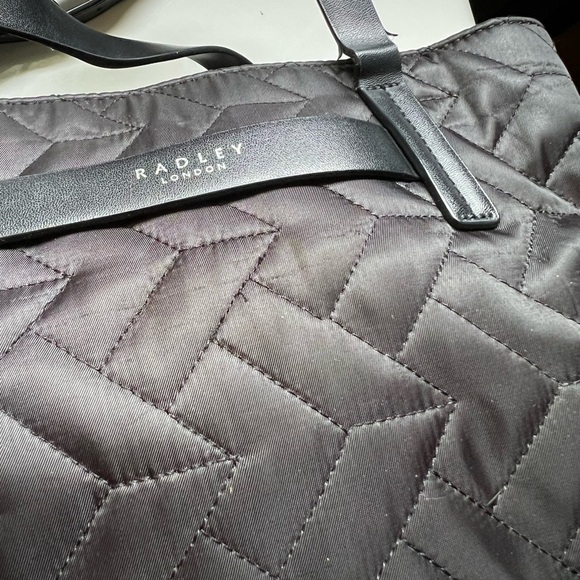 Radley London Finsbury Park Quilt Medium Ziptop Satchel - Picture 3 of 12